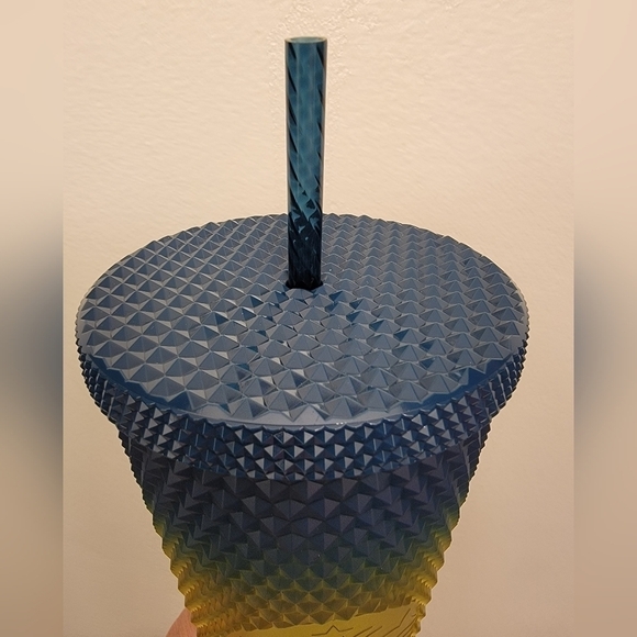 NWT Starbucks 2023 Lemongrass Ombre Venti Tumbler - Picture 6 of 6